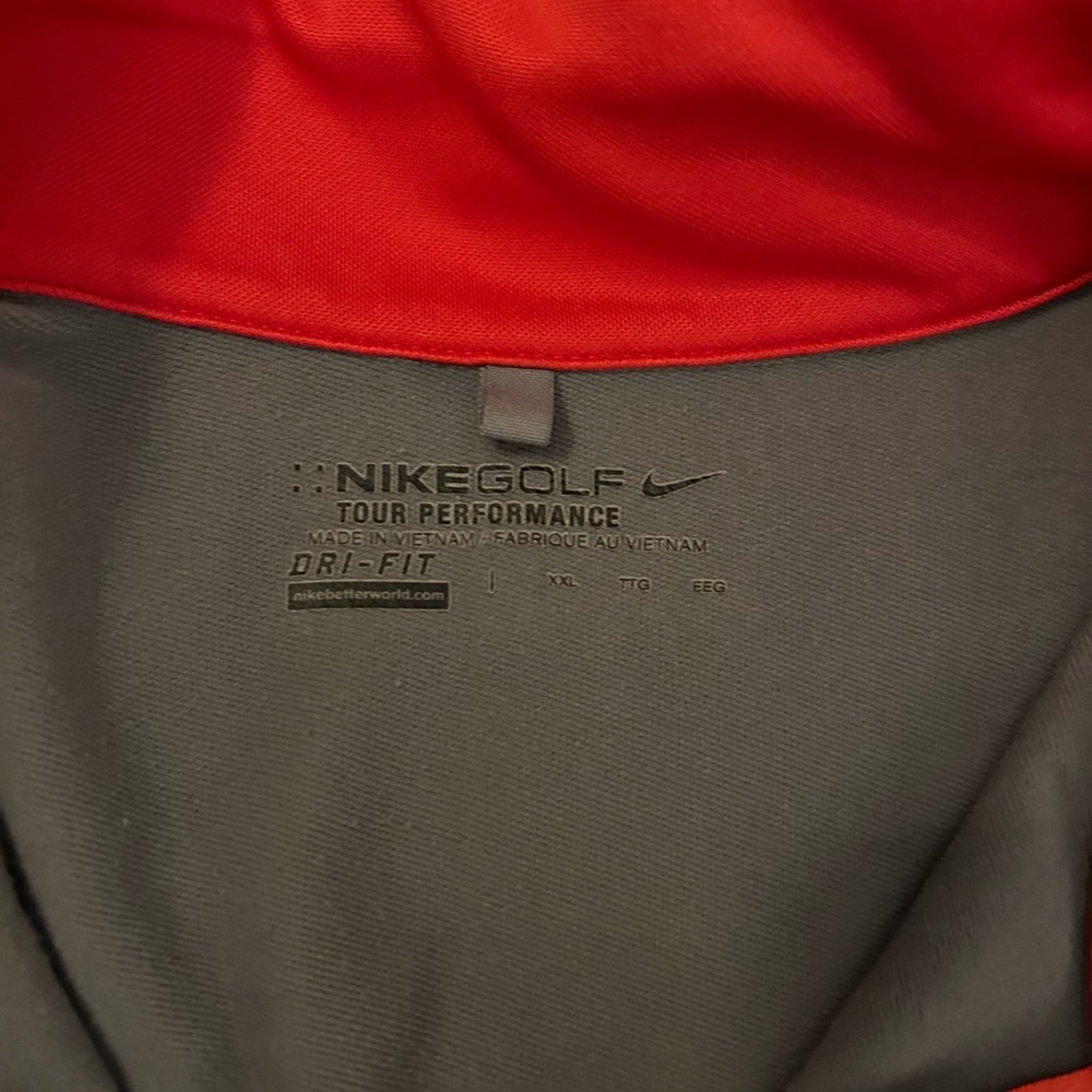 Nike Golf Therma-Fit Tour Performance 1/4 Zip Pullover Gray with Red. XXL - Picture 4 of 4